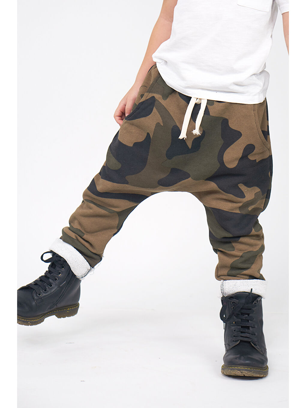 Haki Kamuflaj Desen Harem Pantolon   Haki Siyah Kamuflaj Kapüşonlu Fermuarlı Sweat-4