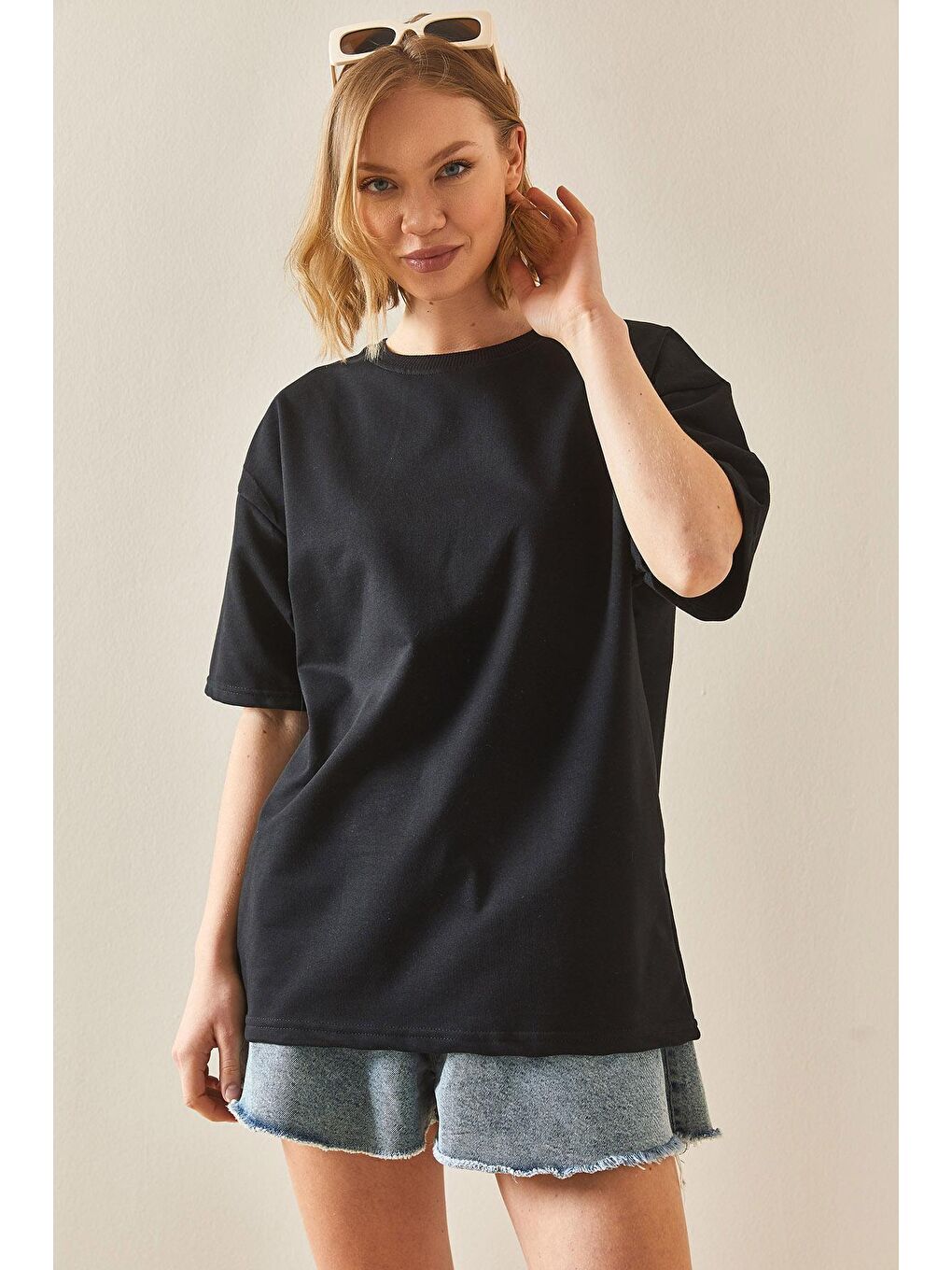 XHAN Siyah Oversize Basic T-Shirt 3YXK1-47087-02 - 1