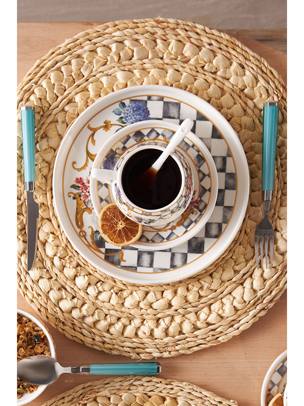 Beyaz Victoria Porselen 32 Parça 6 Kişilik Kahvaltı/Servis Takımı-9