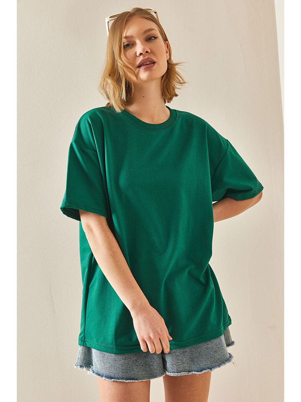 XHAN Zümrüt Yeşili Oversize Basic T-Shirt 3YXK1-47087-44 - 3