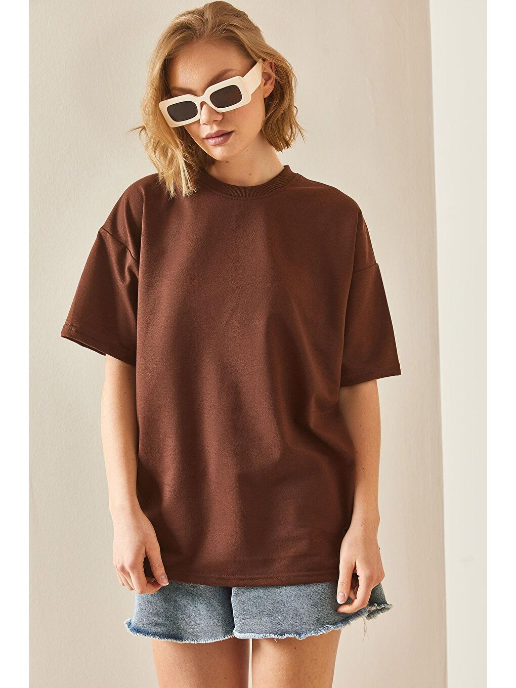 XHAN Kahverengi Oversize Basic T-Shirt 3YXK1-47087-18