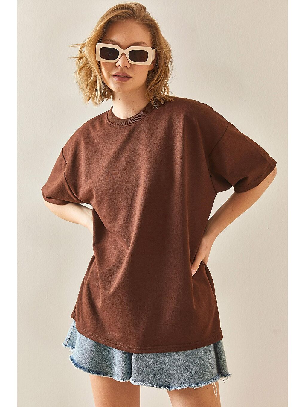 XHAN Kahverengi Oversize Basic T-Shirt 3YXK1-47087-18 - 1