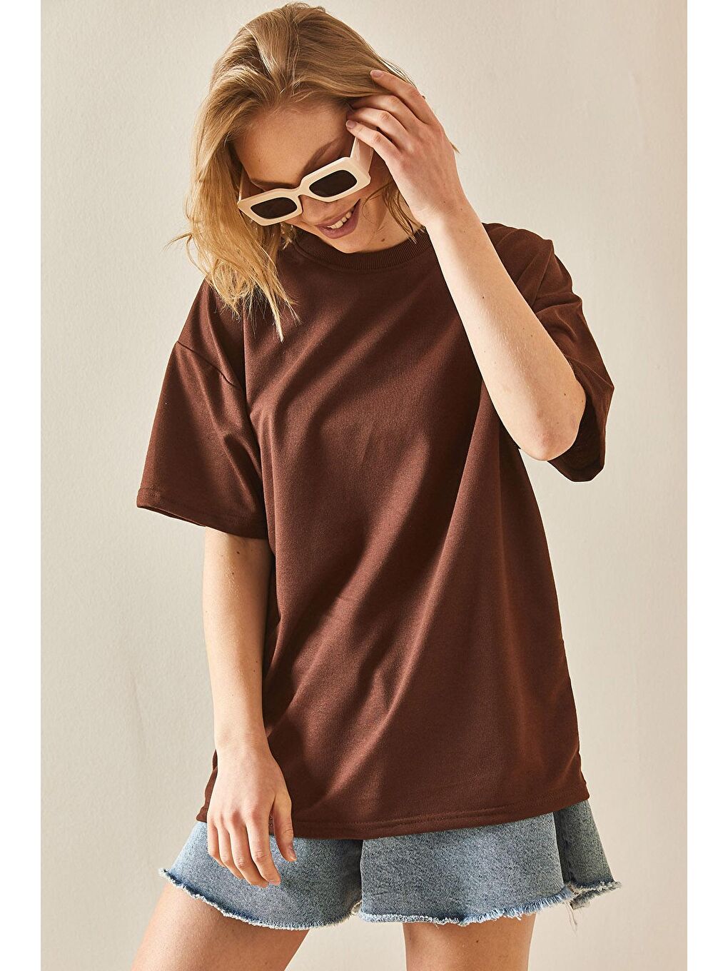 XHAN Kahverengi Oversize Basic T-Shirt 3YXK1-47087-18 - 2