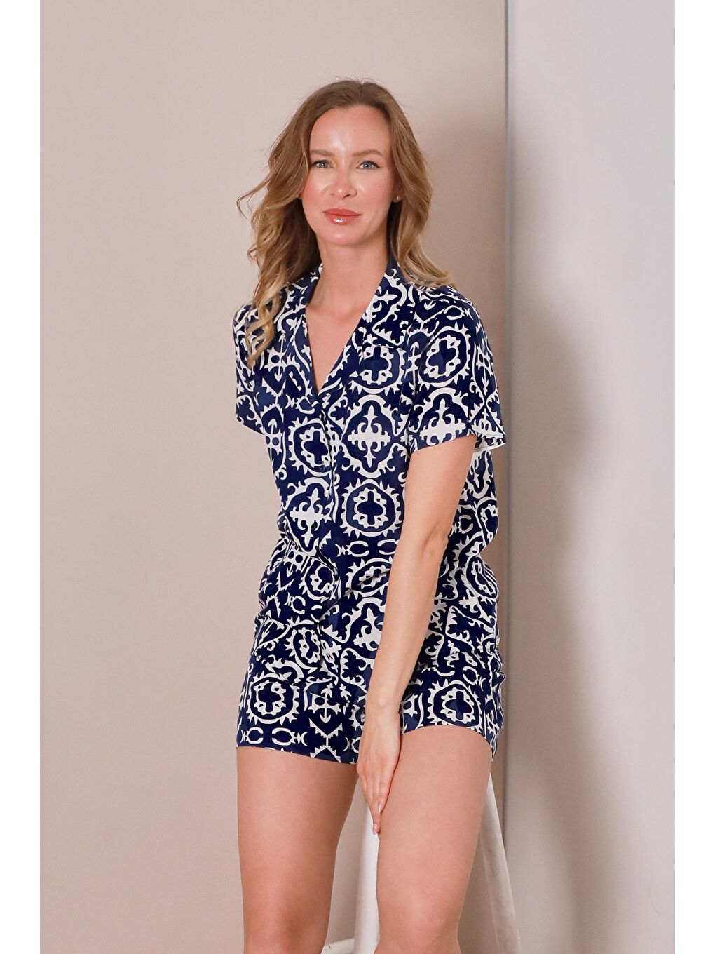 Mavi Donut Desenli Gömlek Yaka Şortlu Pijama Takımı