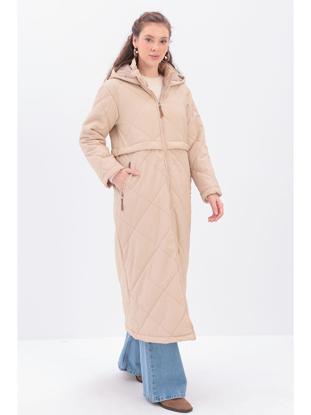 Bej Kapüşonlu Kapitone Mont-2