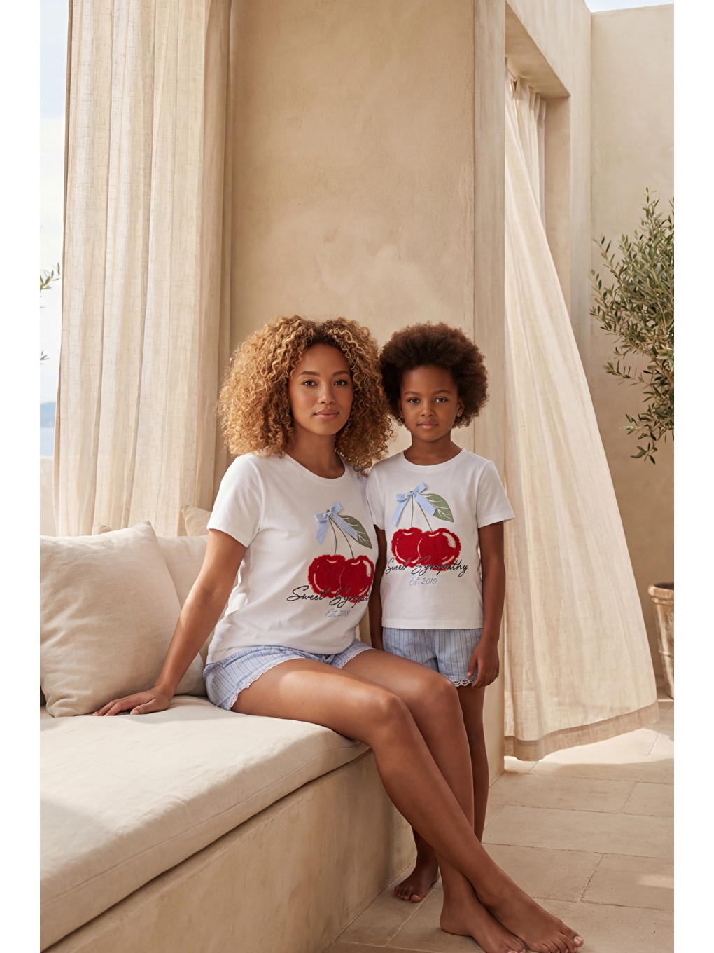 Beyaz Kız Çocuk Mediterranean Kiraz Işlemeli Şortlu Pijama Takımı-2
