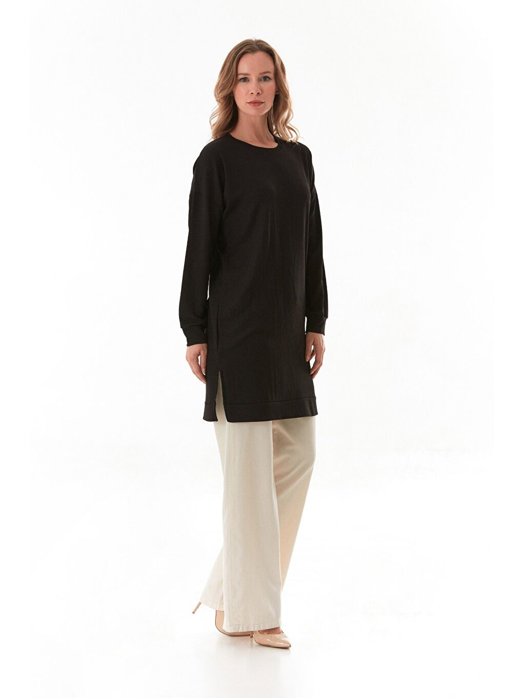 Siyah Bürümcük Kumaş Yanları Yırtmaçlı Bisiklet Yaka Tunik-3