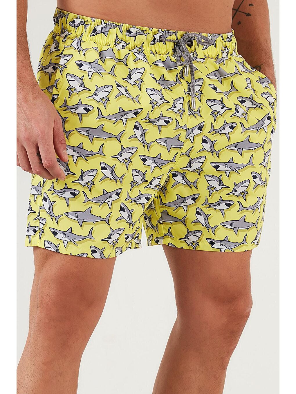 Sarı Belden Bağlamalı Deniz Şortu Desenli Cepli Mayo Short 3800566-3