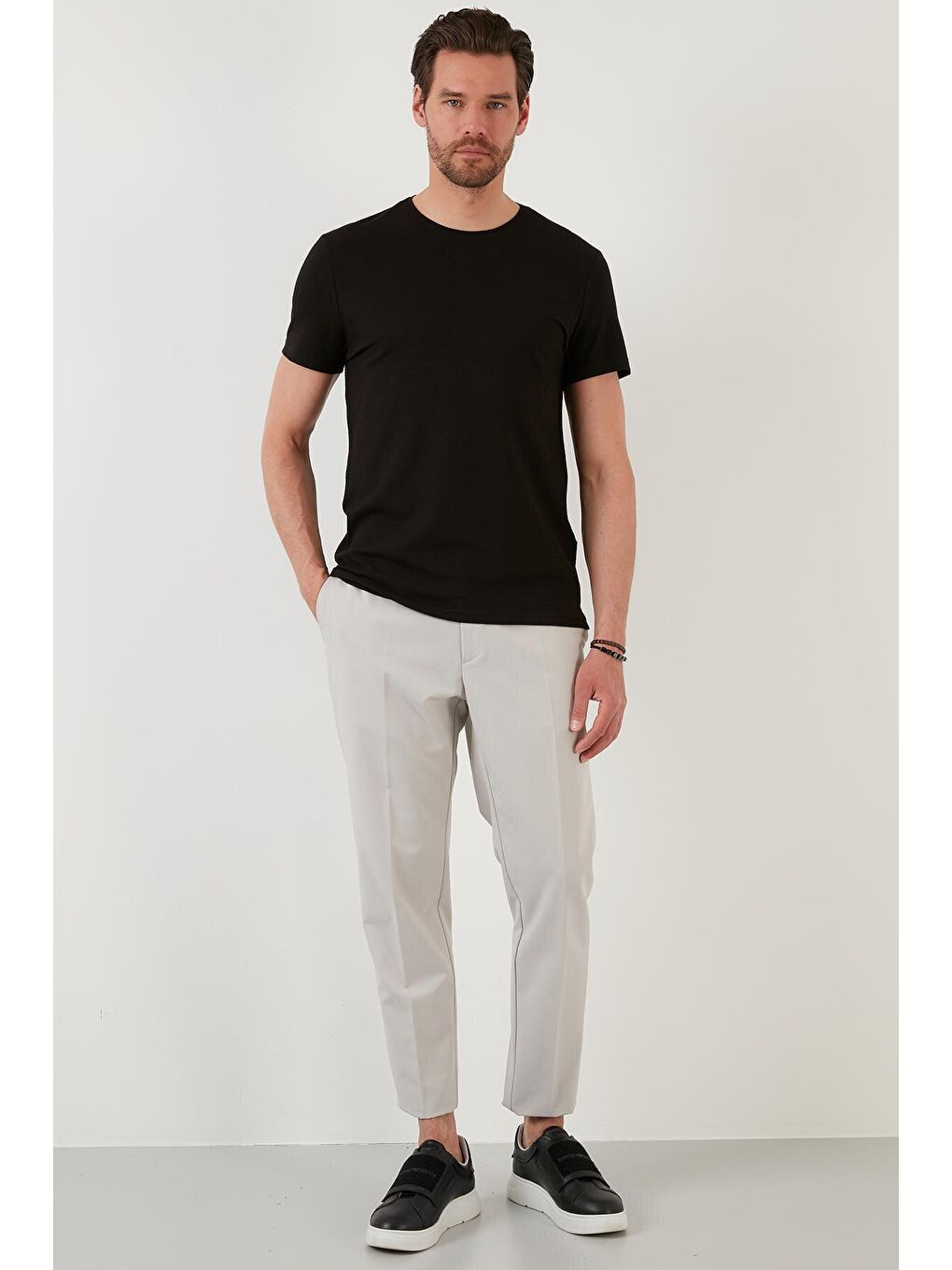 Siyah Slim Fit Bisiklet Yaka Pamuklu Dokulu Tişört 59023231-3