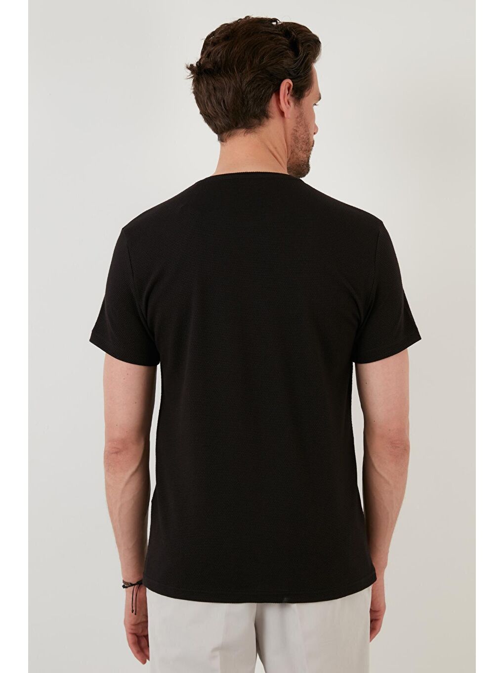 Siyah Slim Fit Bisiklet Yaka Pamuklu Dokulu Tişört 59023231-4