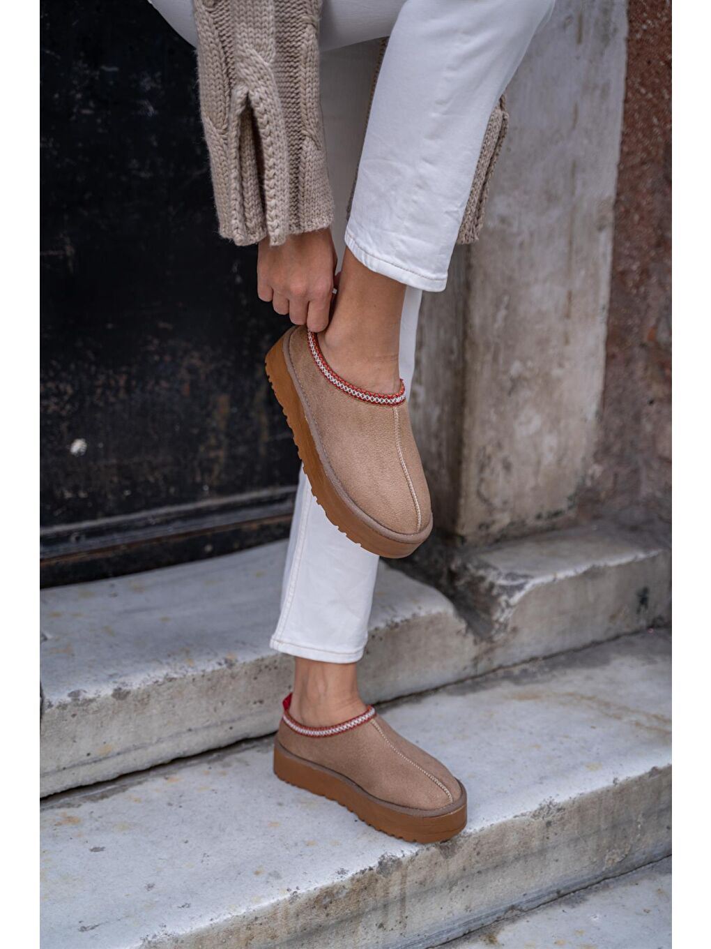 Bej Vizon Kadın Süet İçi Kürklü Yüksek Taban Ayakkabı-3