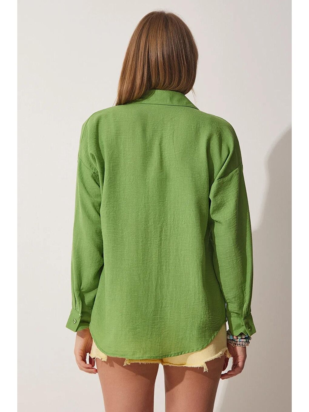 Kadın Fıstık Yeşili Düşük Omuz Cepli Oversize Gömlek-3