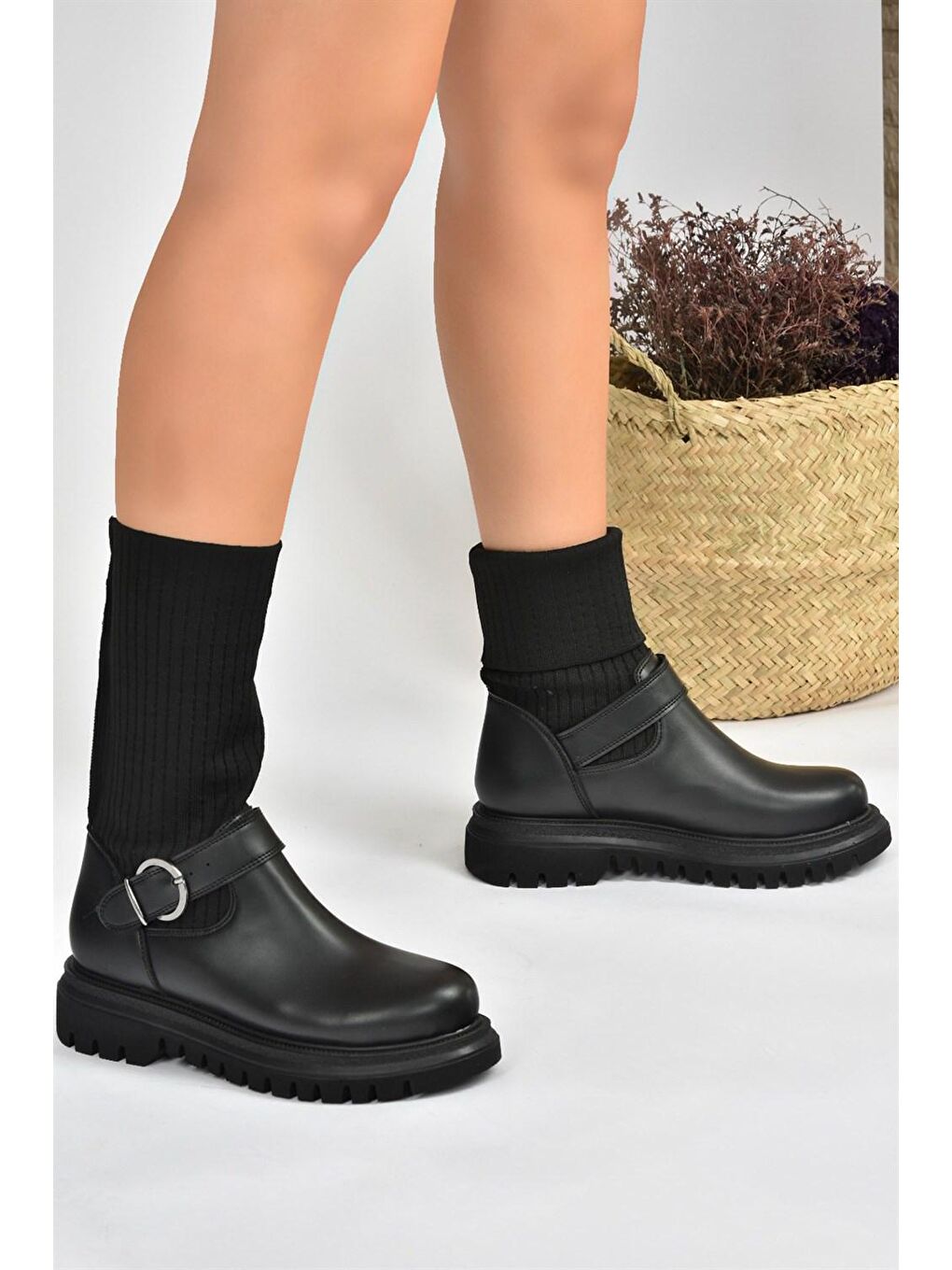 L5240217 Siyah Kadın Bot-3
