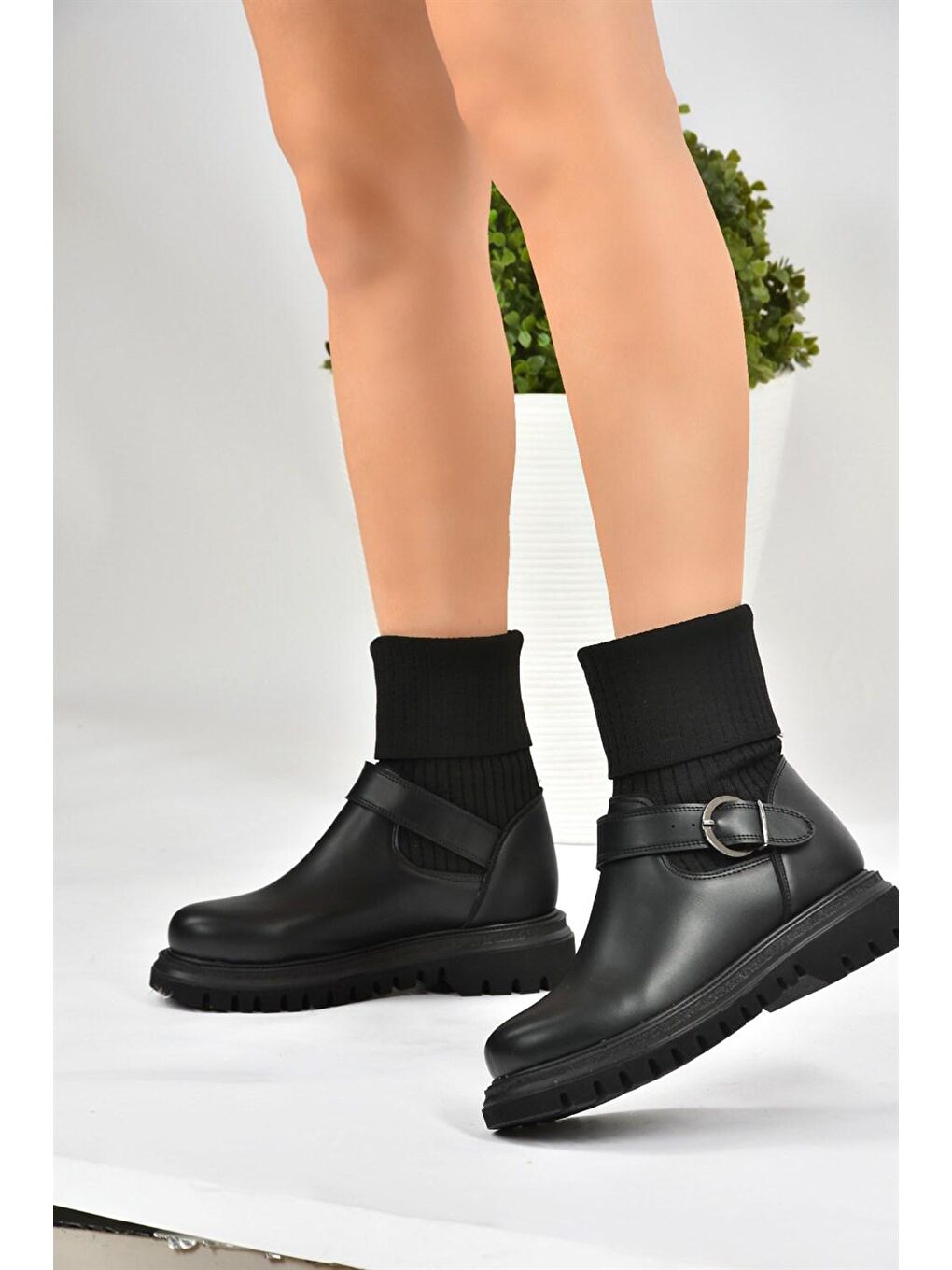L5240217 Siyah Kadın Bot-4