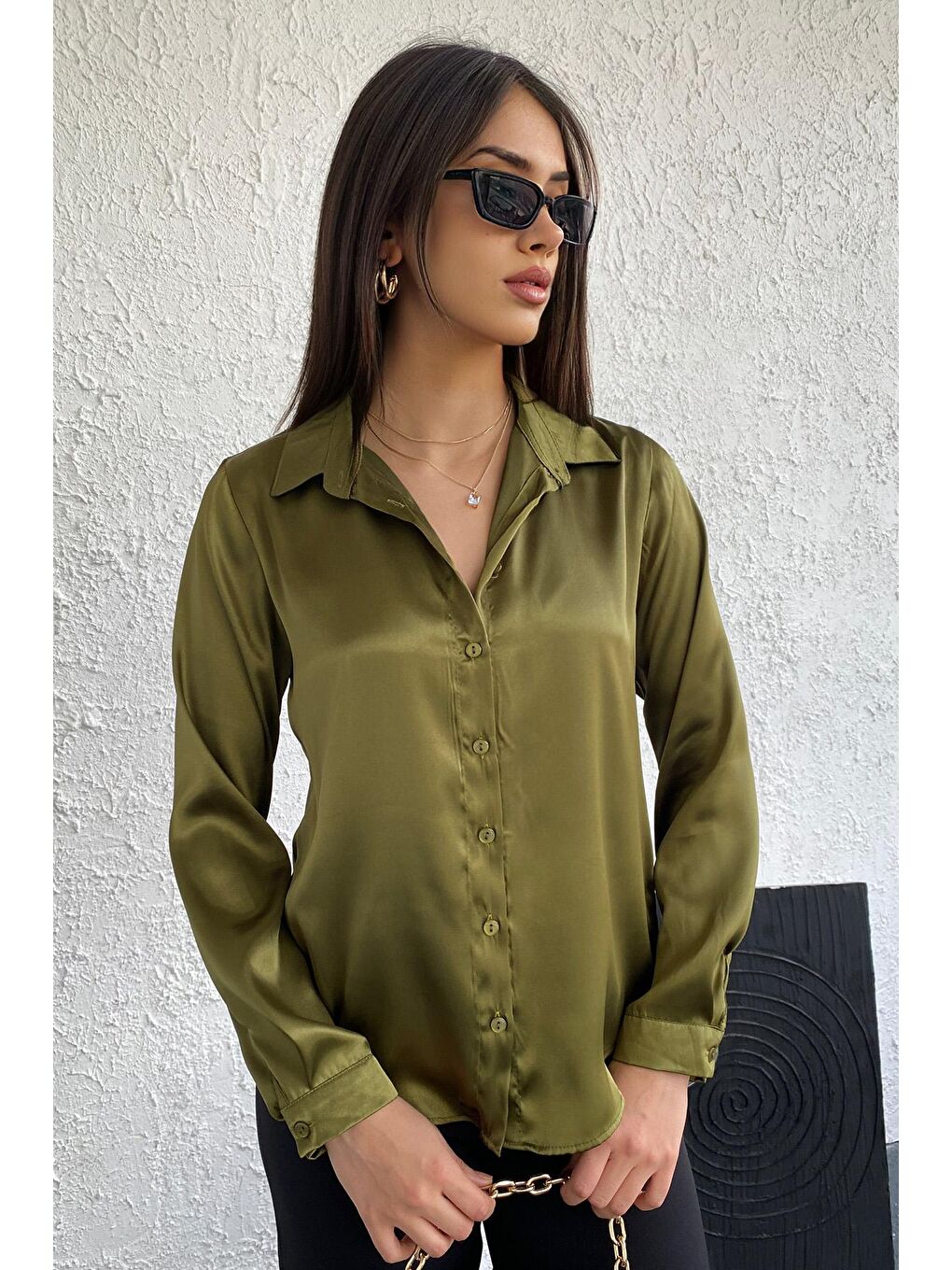 Kadın Haki Dökümlü Viskon Basic Saten Gömlek-4