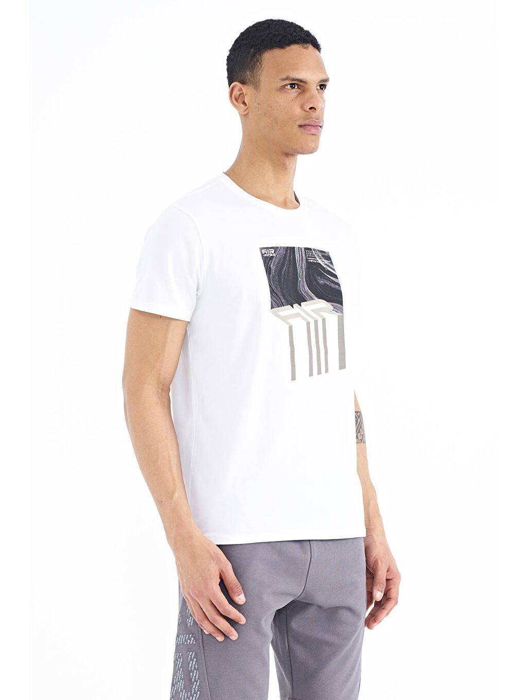 AIR JONES Louis Beyaz Standart Kalıp Erkek T-Shirt - 88202 - 3