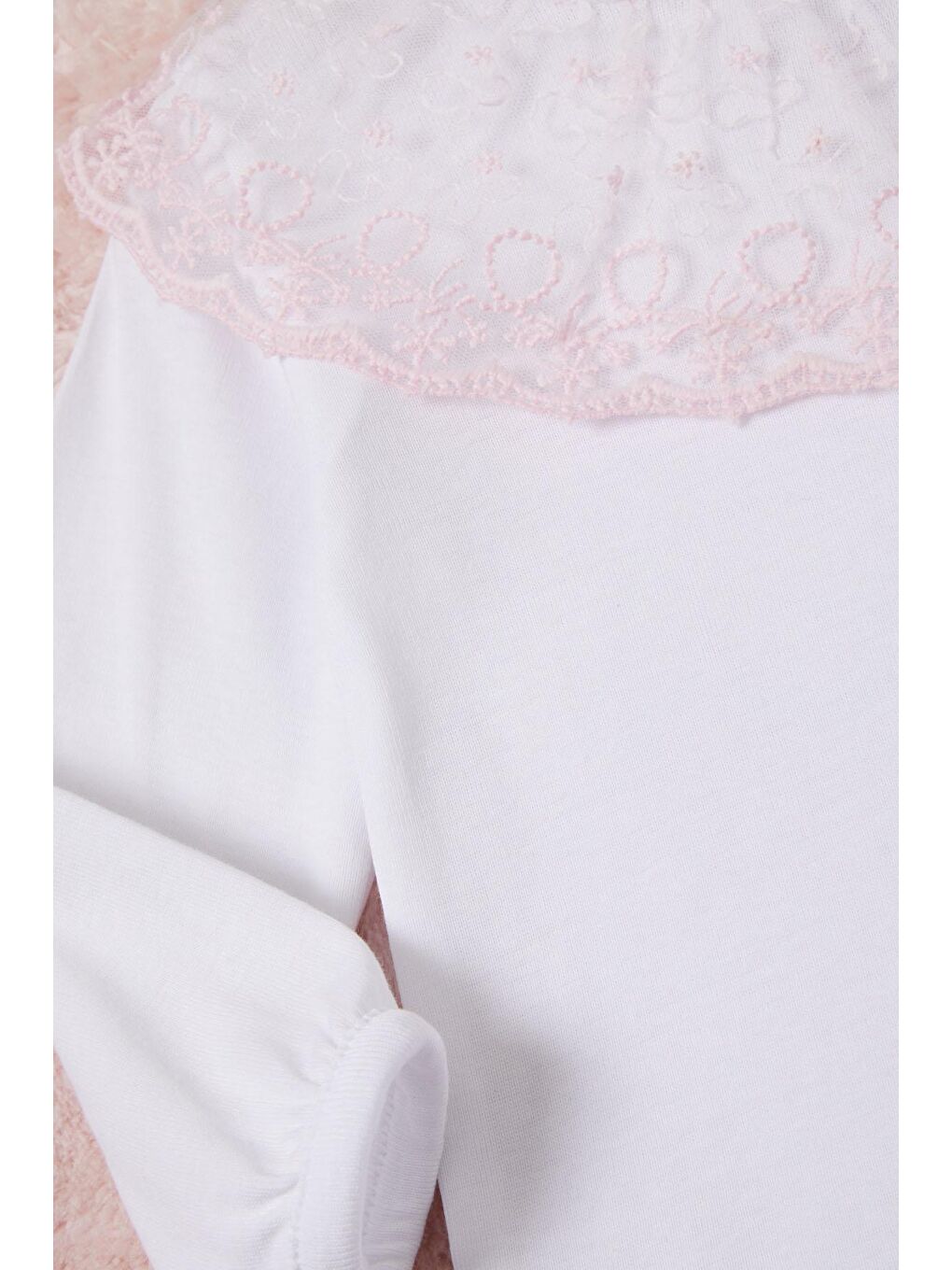 Beyaz Kız Bebek Dantel Yakalı Uzun Kol Çıtçıtlı Badi 16835-1