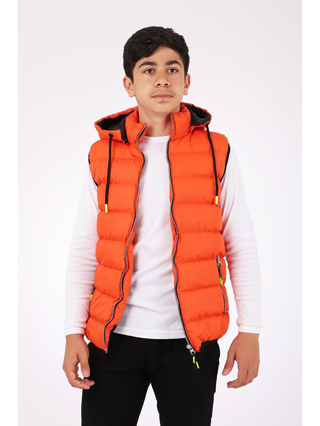 Turuncu Çıkarılan Kapüşonlu Erkek Çocuk Şişme Yelek