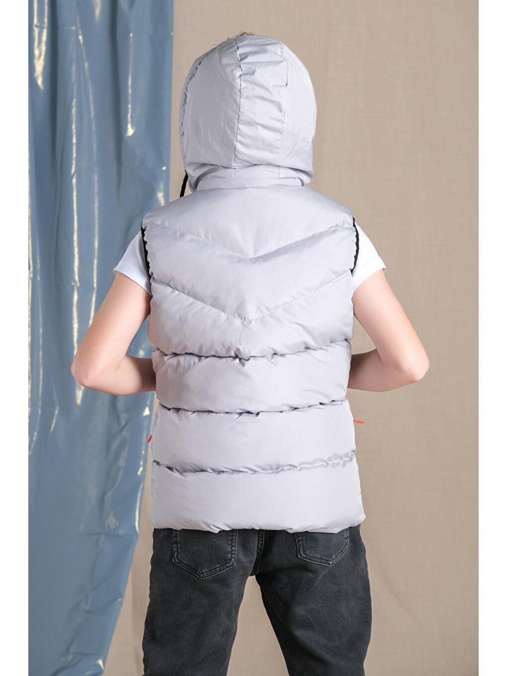 Gri Erkek Çocuk Çıkarılabilir Kapüşonlu Yelek-5