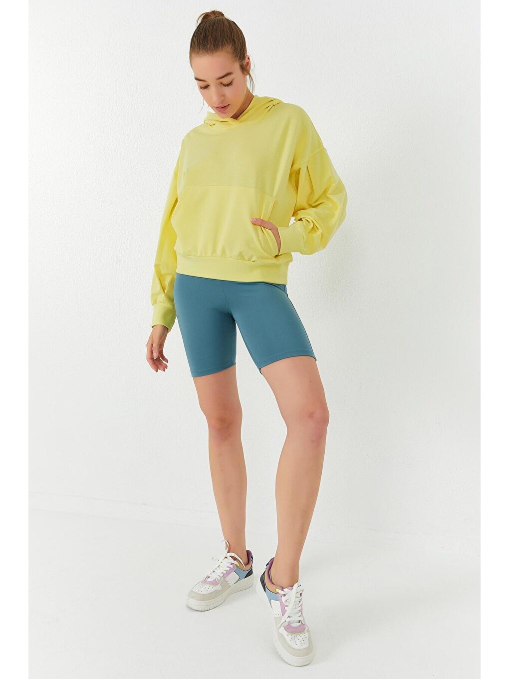 TOMMYLIFE Sarı Limon Balon Kol Kapüşonlu Kadın Oversize Sweatshirt - 97156 - 3