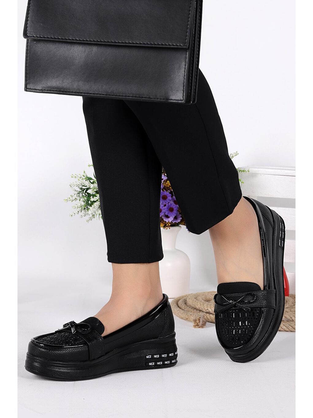 Siyah Kadın Günlük Babet Ayakkabı Cns 3103-1