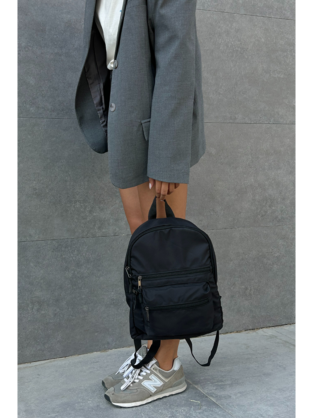 Siyah Çok Bölmeli Su İtici Özellikli Sırt Çantası ASC003-1