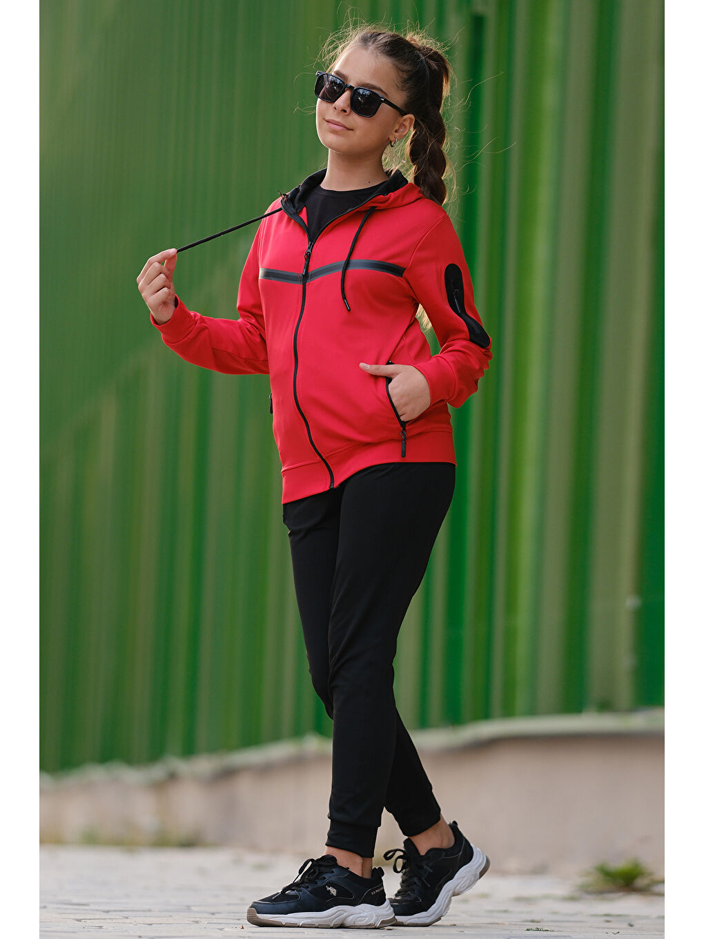 Kırmızı Unısex Dalgıç Kumaş Kapüşonlu Eşofman Takımı ESF 600-9