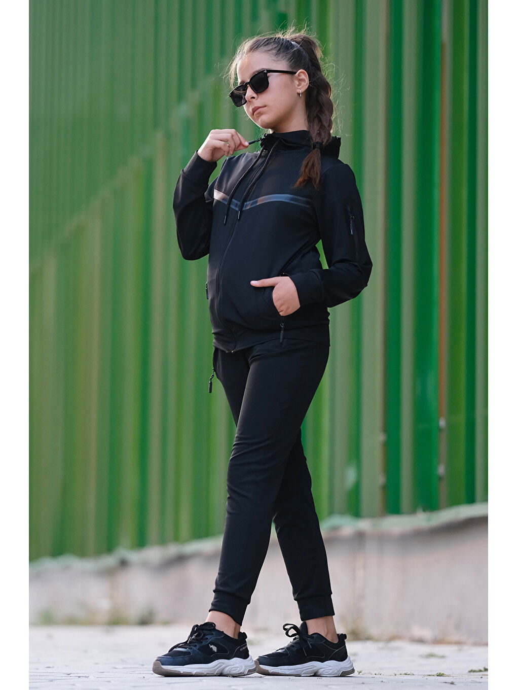 Siyah Unısex Dalgıç Kumaş Kapüşonlu Eşofman Takımı ESF 600-1