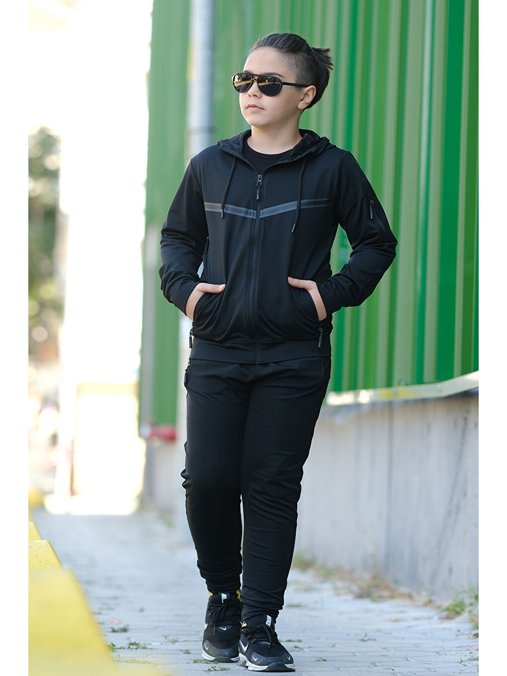 Siyah Unısex Dalgıç Kumaş Kapüşonlu Eşofman Takımı ESF 600-2