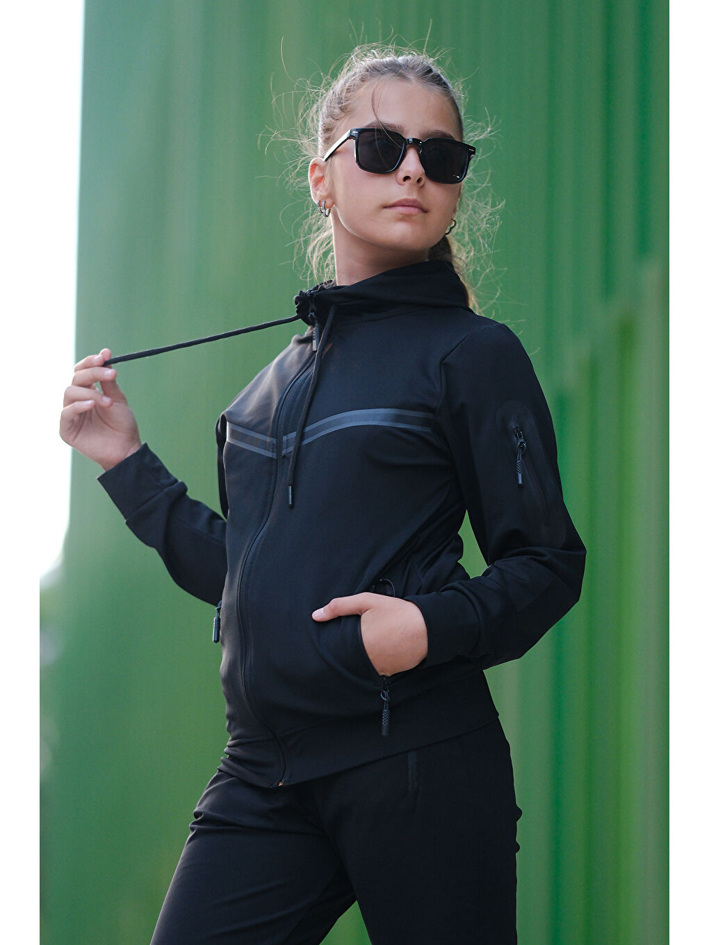 Siyah Unısex Dalgıç Kumaş Kapüşonlu Eşofman Takımı ESF 600-3