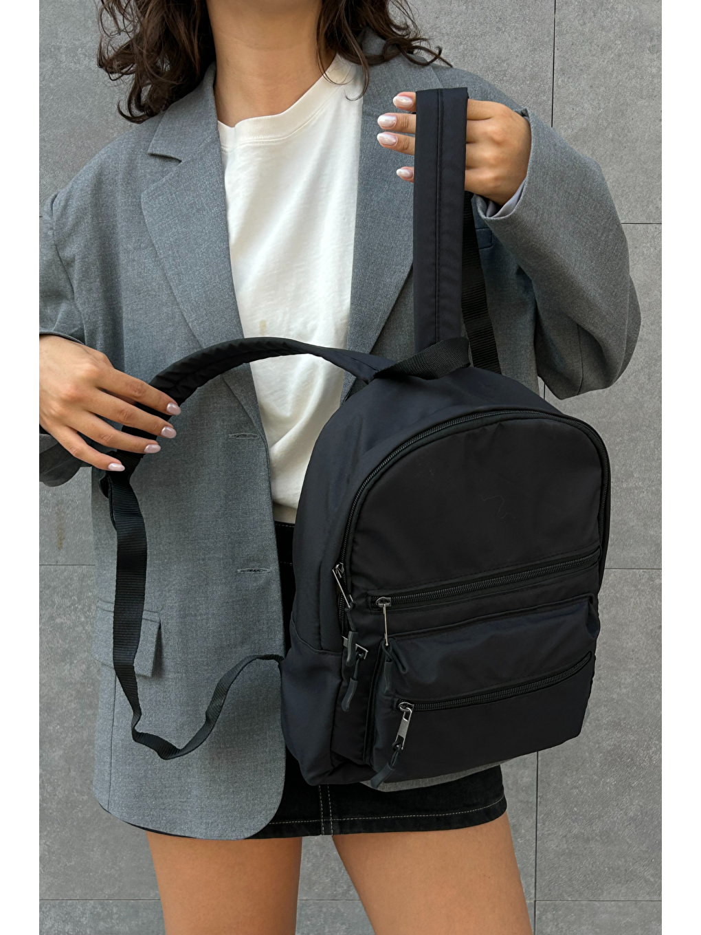 Siyah Çok Bölmeli Su İtici Özellikli Sırt Çantası ASC003-3