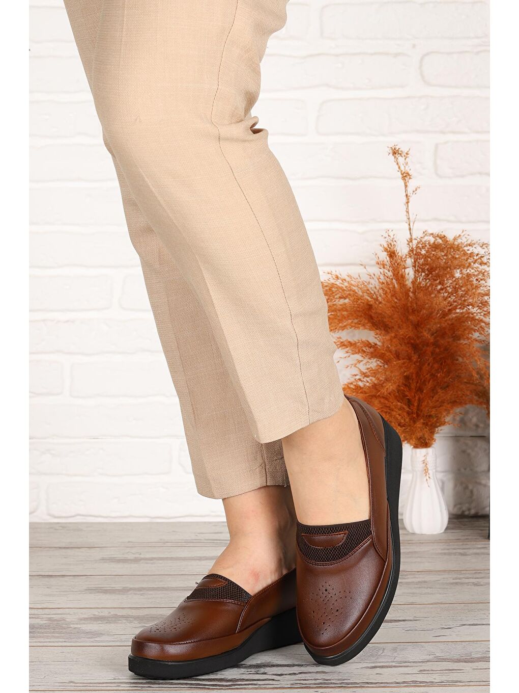 Kahverengi Rahat Konfor Özel Topuk Jeli Anne Günlük Ayakkabı Y502-2-1