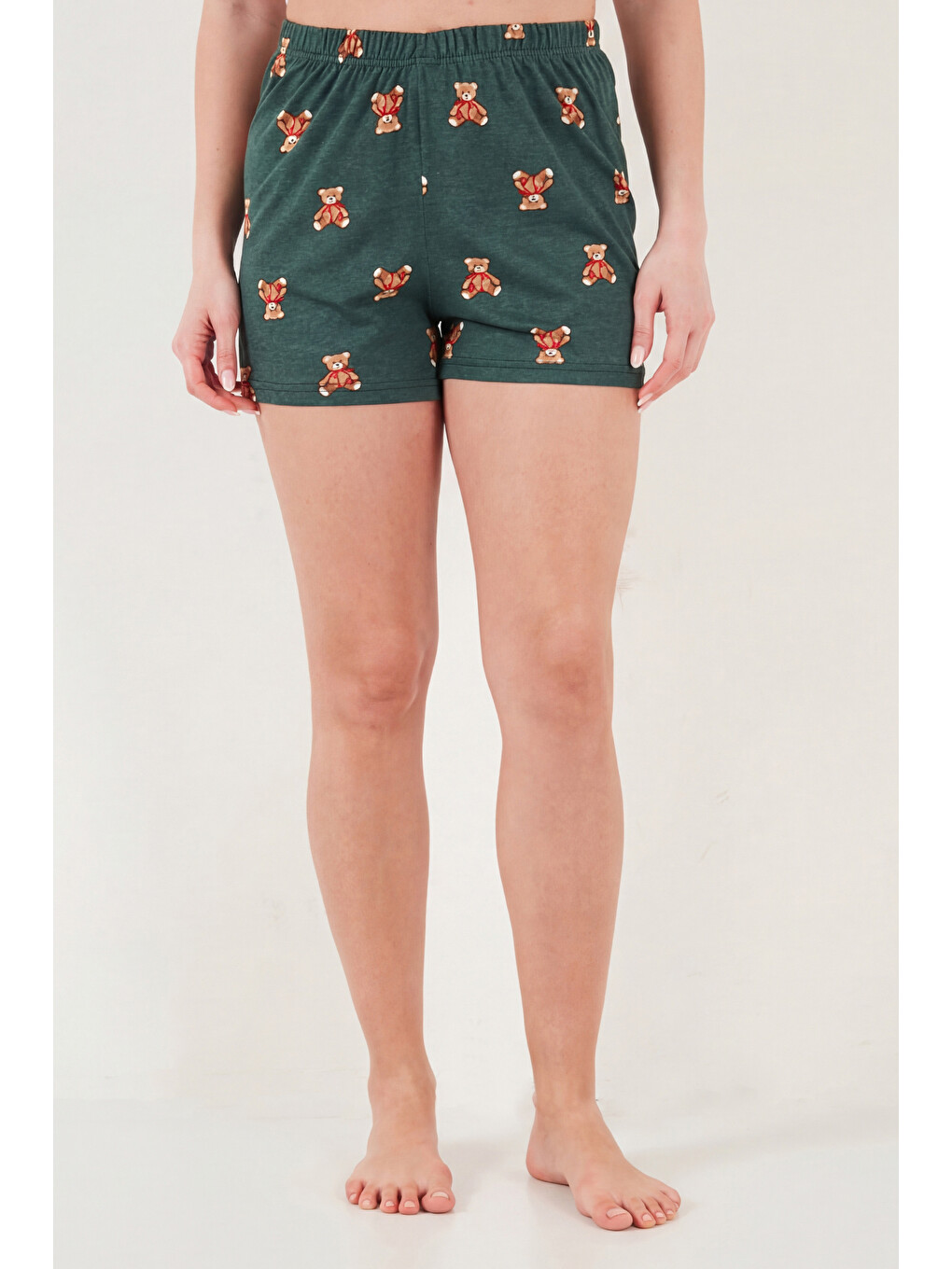 Beyaz % 100 Pamuk Regular Fit Desenli Şortlu Kadın Pijama Takımı 65790782-3