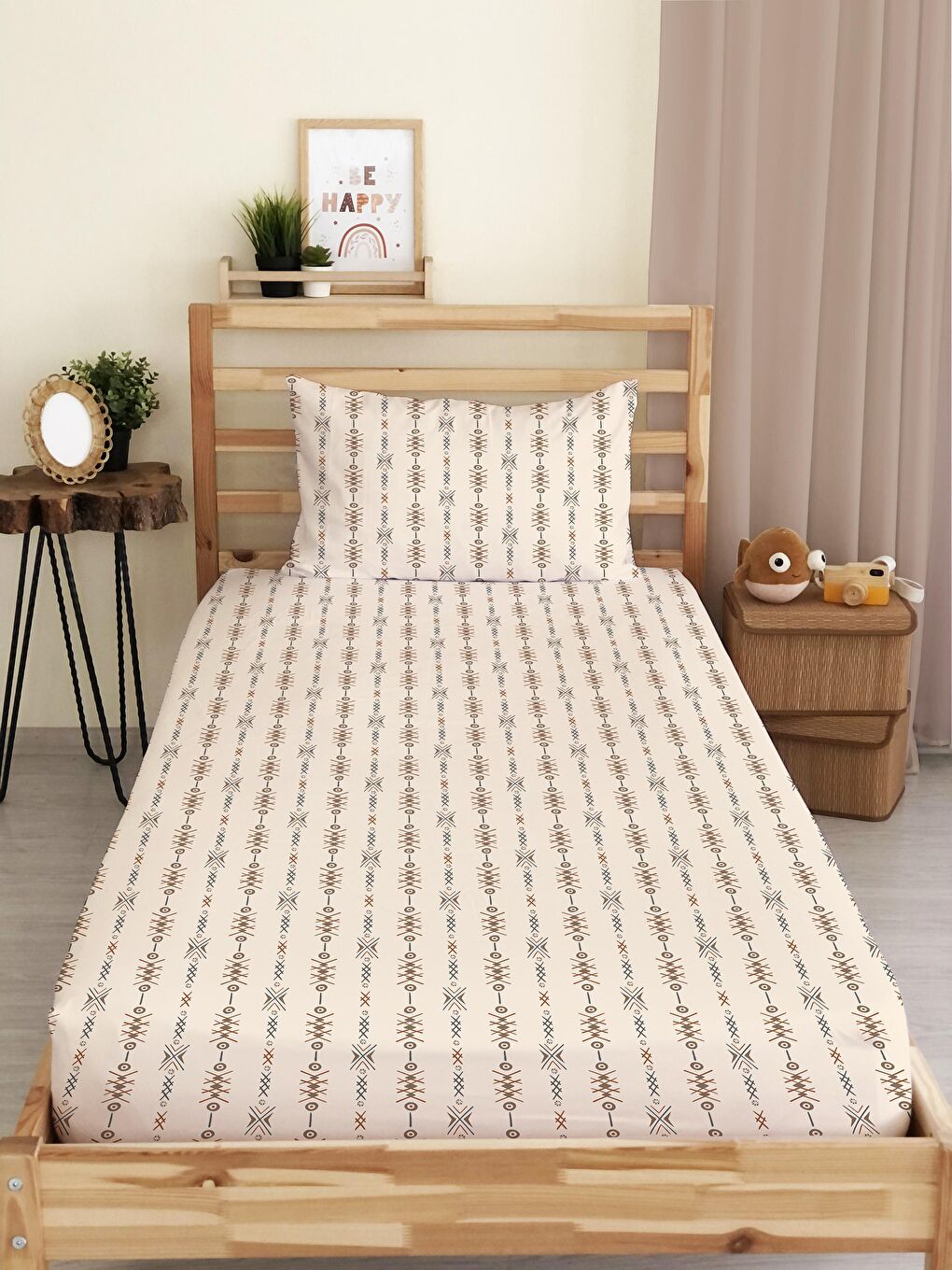 Karışık Etnik Desen Baskılı Tek Kişilik Lastikli Çarşaf Seti Renkli