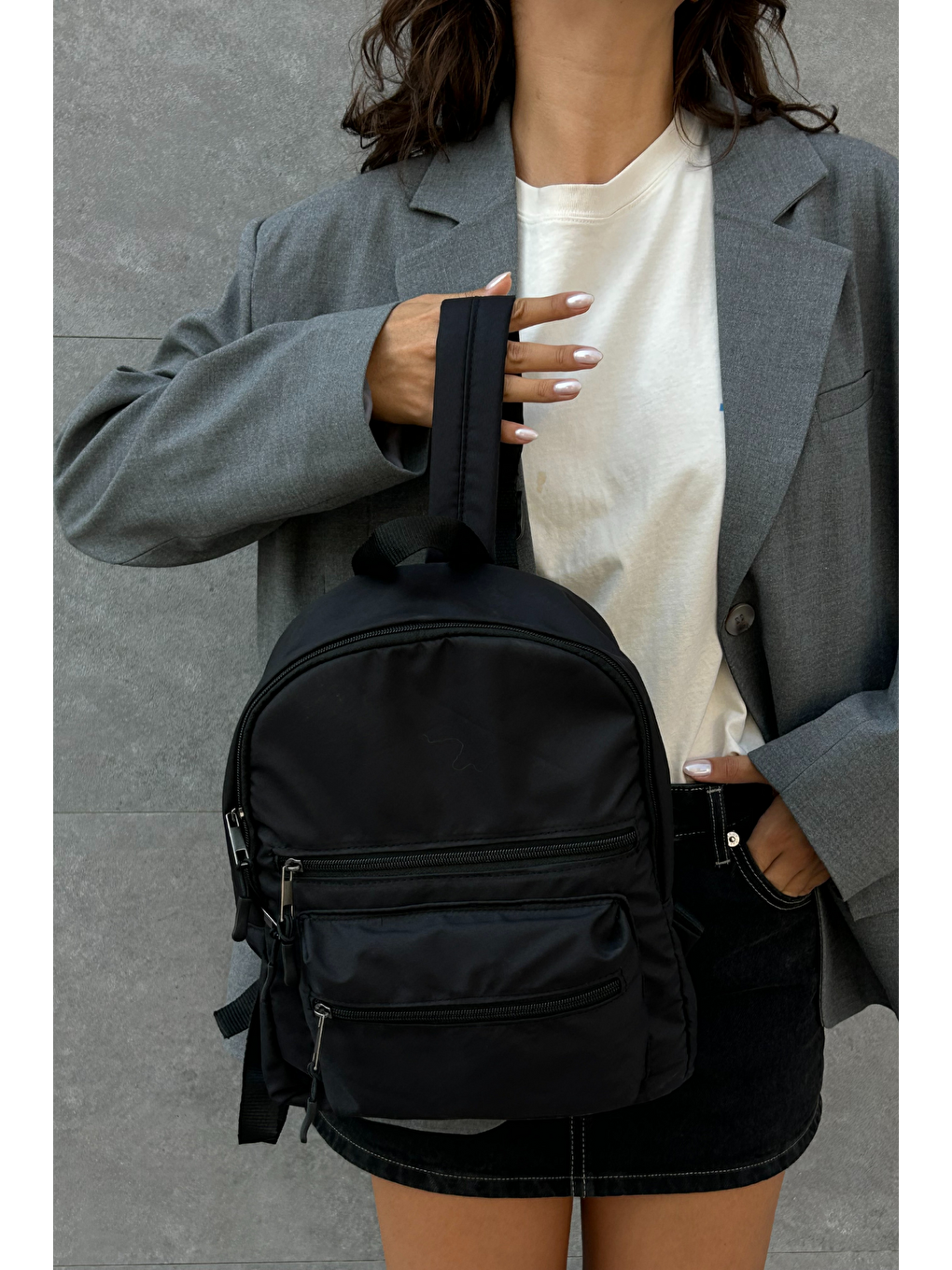 Siyah Çok Bölmeli Su İtici Özellikli Sırt Çantası ASC003-4