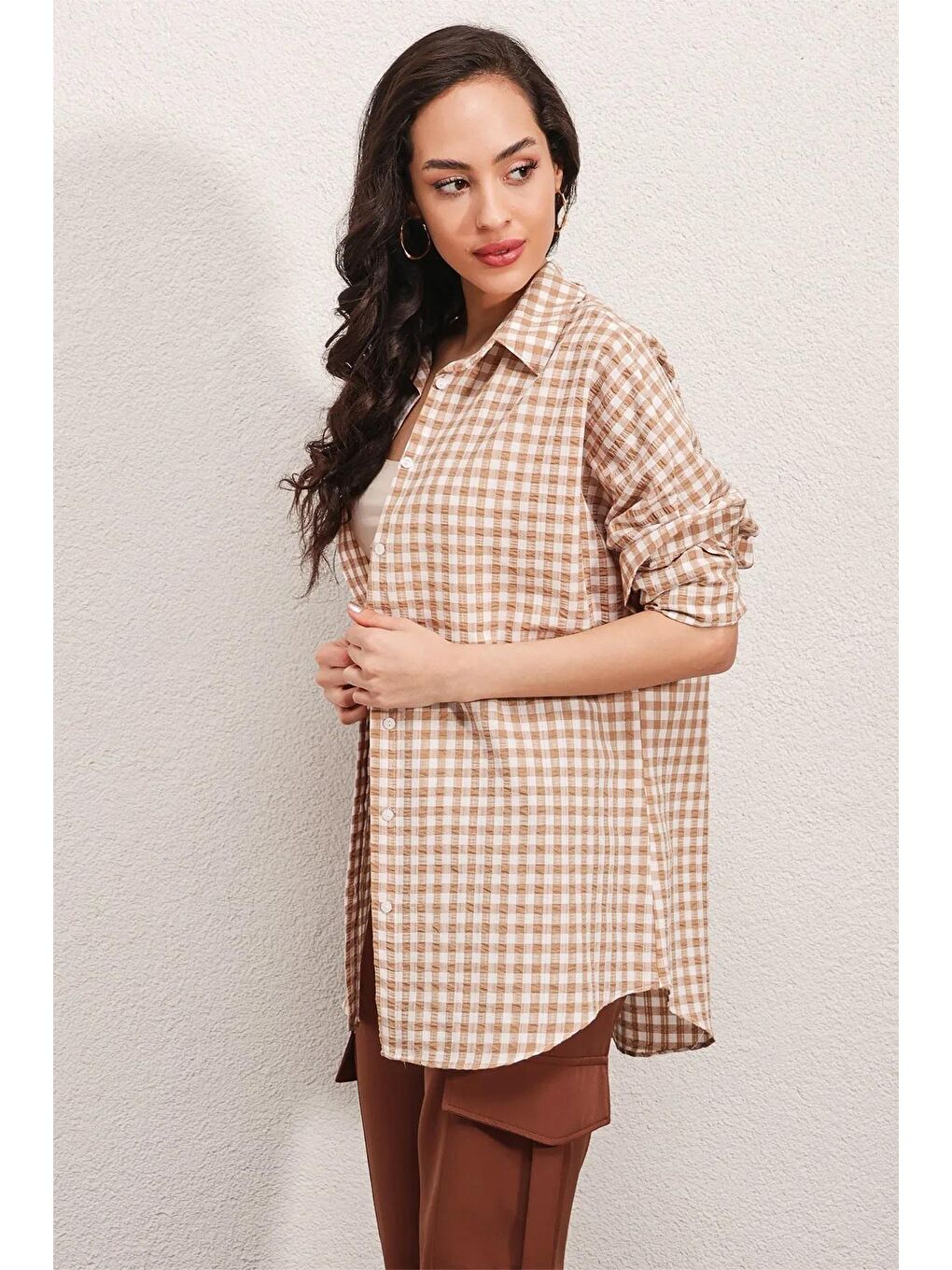 Kadın Bej Kareli Oversize Gömlek HZL22W-BD1201451-4
