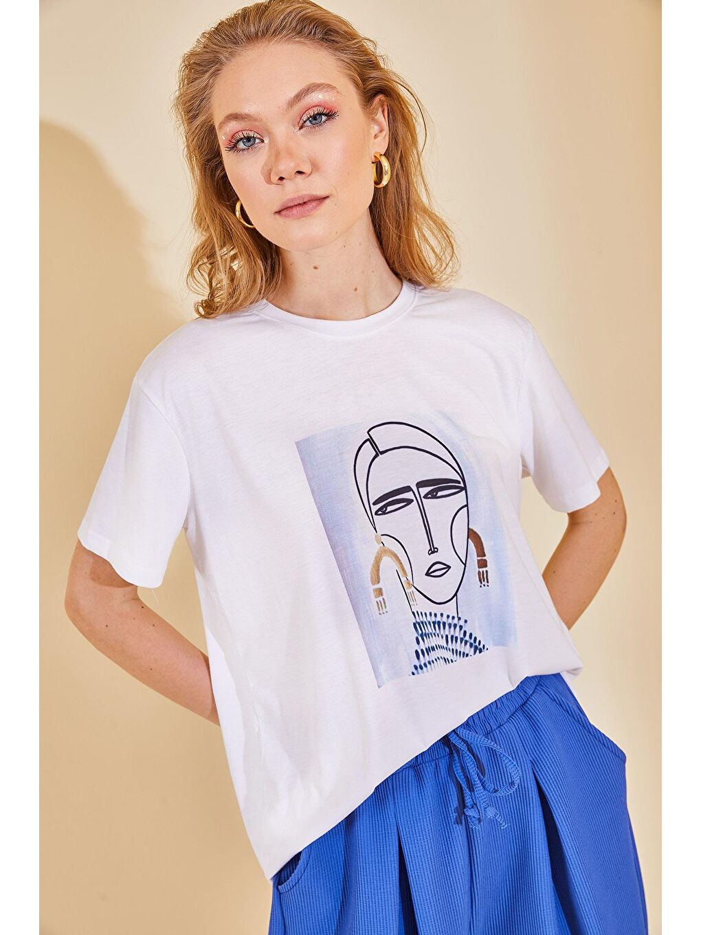 Beyaz Önü Baskılı Elastanlı Tshirt 2KXK1-46238-01