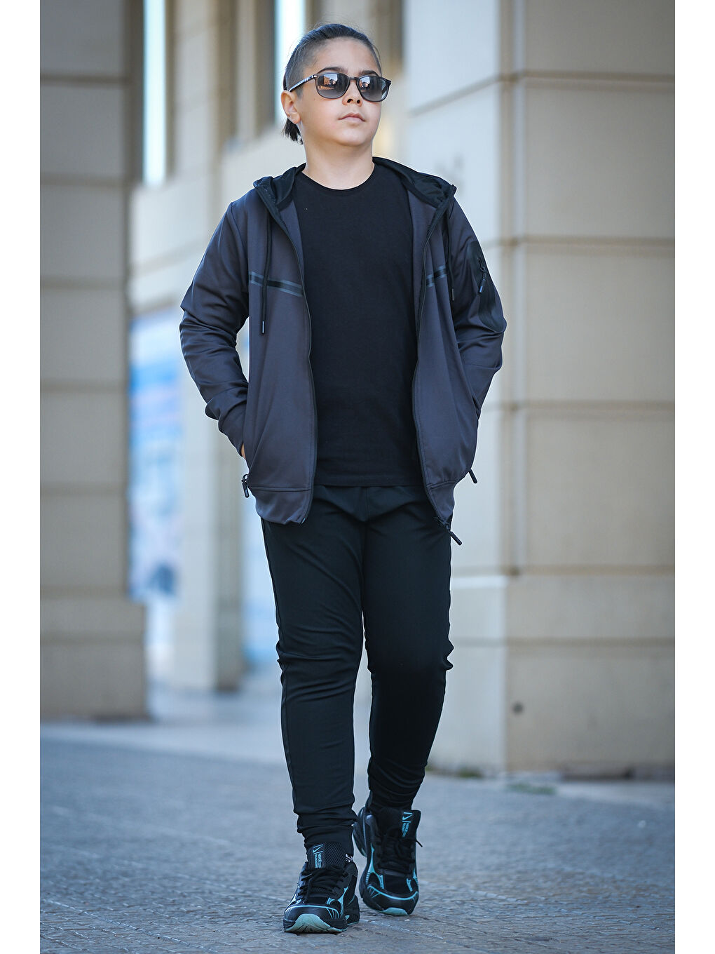 Gri Unısex Dalgıç Kumaş Kapüşonlu Eşofman Takımı ESF 600-1