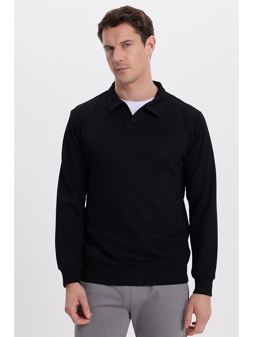 Erkek Relax Fit Rahat Kesim Polo V Yaka Siyah Sweatshirt