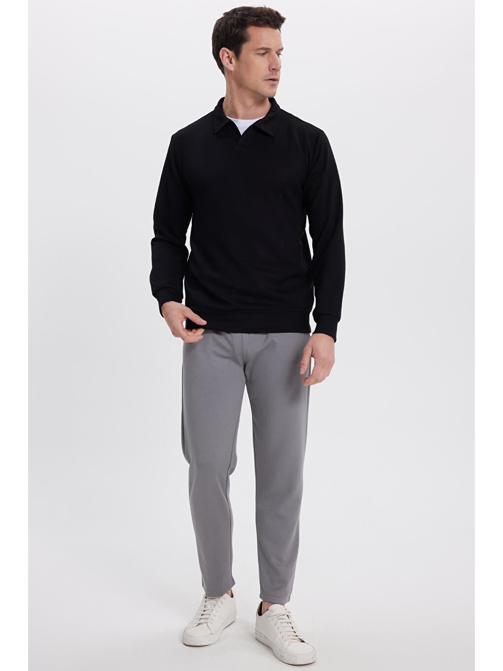 Erkek Relax Fit Rahat Kesim Polo V Yaka Siyah Sweatshirt-3