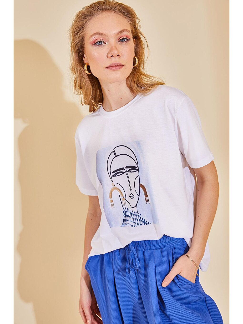 Beyaz Önü Baskılı Elastanlı Tshirt 2KXK1-46238-01-2