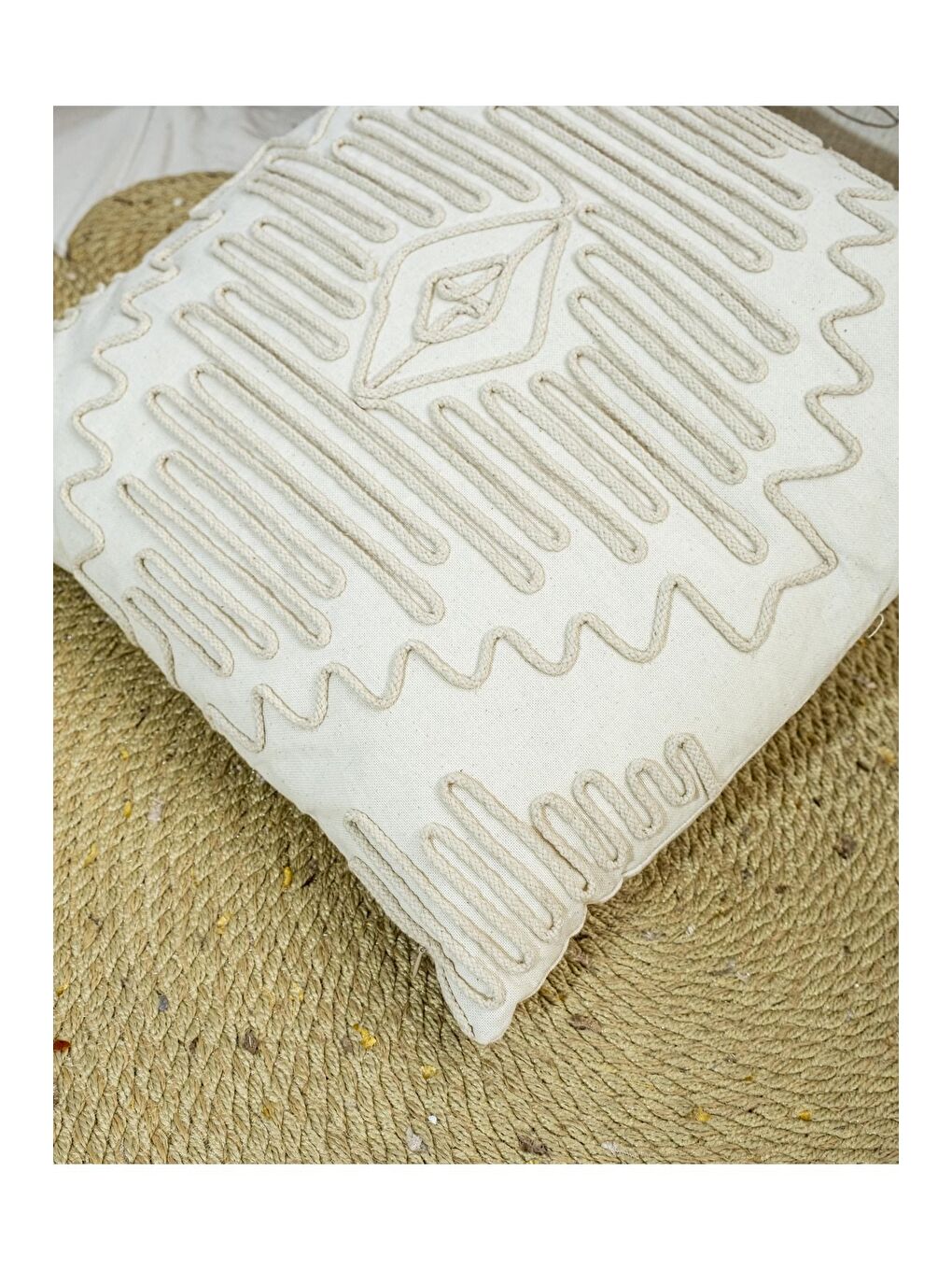 Kahverengi Bohem Tarzı Pamuklu Nakışlı 45x45 Kırlent Kılıfı-4