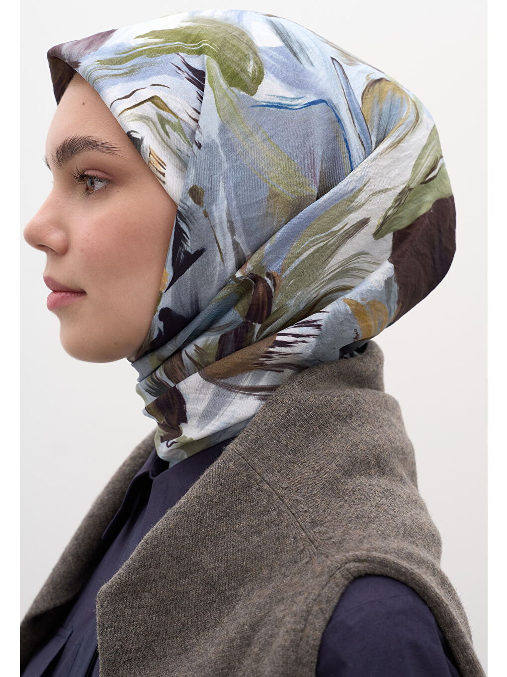 Lacivert Vanılla Blossom Desen Pamuklu Viskon Eşarp-3