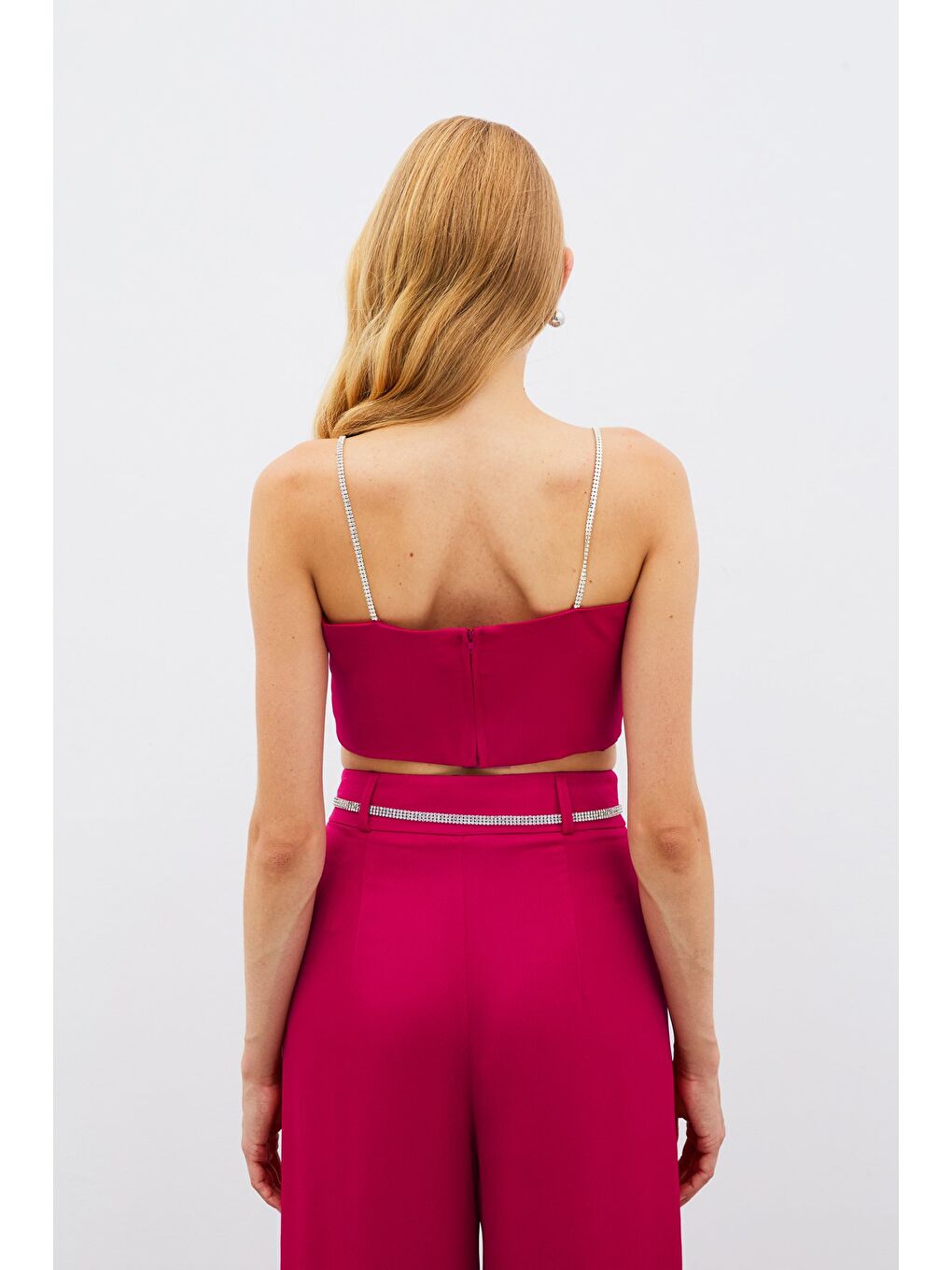 Taş Askılı Saten Crop Bluz - Mercan-6