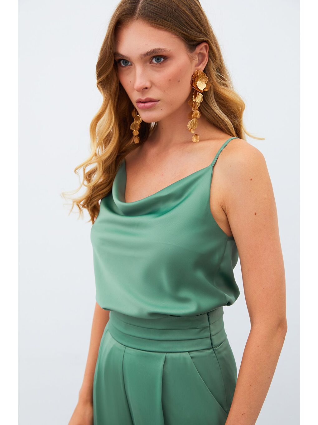 Degaje Yaka Saten Bluz - Haki-3