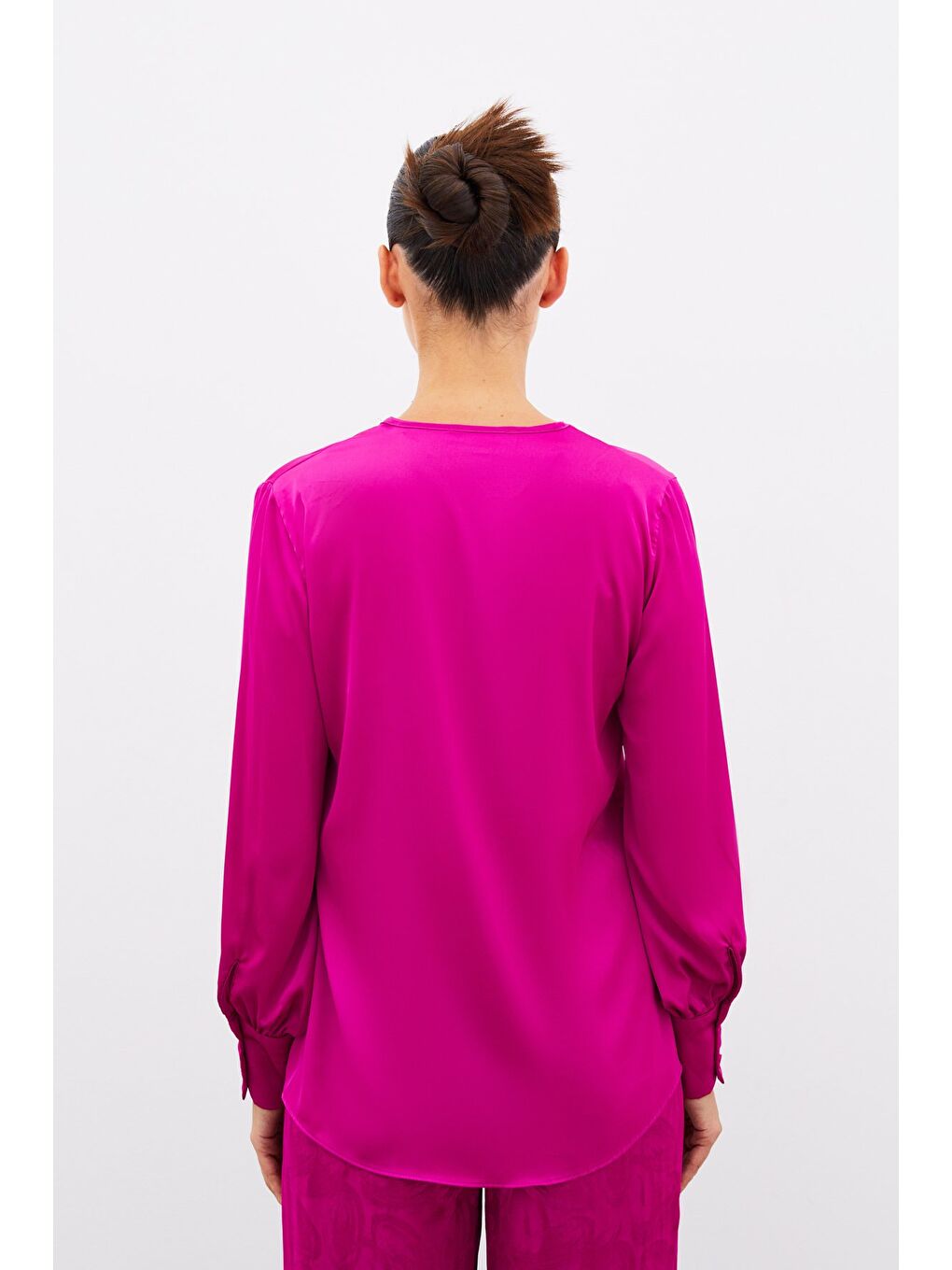 V Yaka Saten Bluz - Fuşya-7
