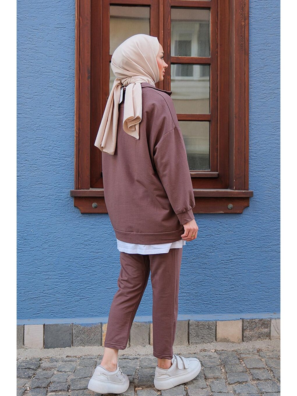 Dik Yaka Önü Fermuarlı İkili Takım Kahverengi-1