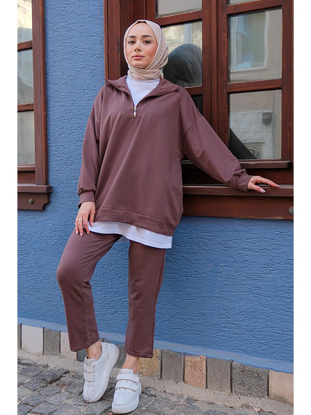 Dik Yaka Önü Fermuarlı İkili Takım Kahverengi-4