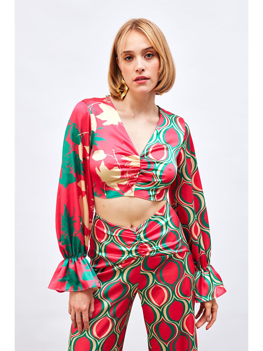 Büzgü Detaylı Desenli Bluz - Fuşya-5