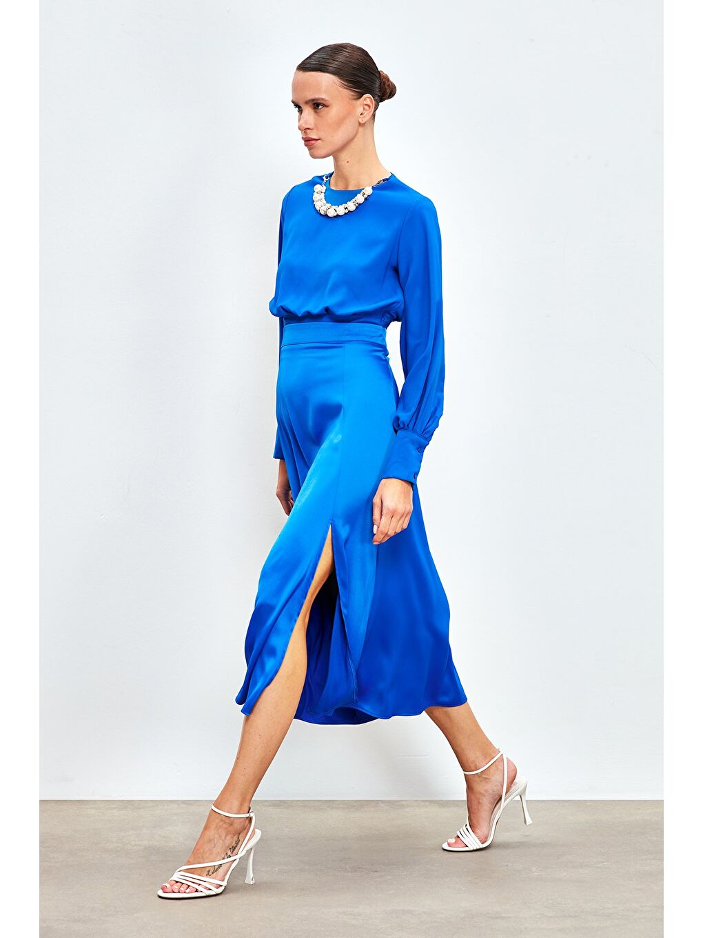 Kolye Detaylı Crop Bluz - Sax Mavi-6